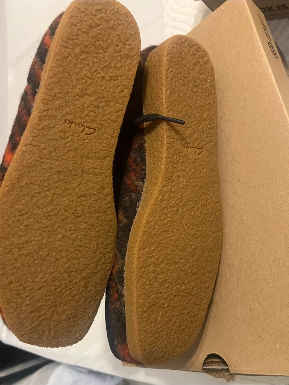 Clarks Men's Black and Orange Patterned Chukka Boots
